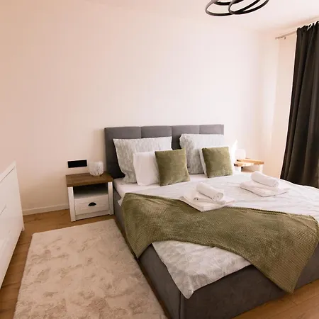 Apartment Krivoo - Private Parking Kosice