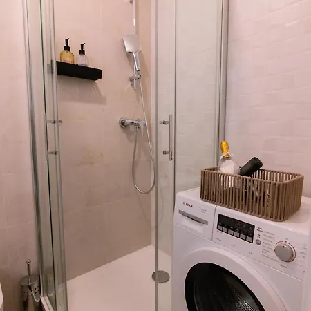 Krivoo - Private Parking Apartment