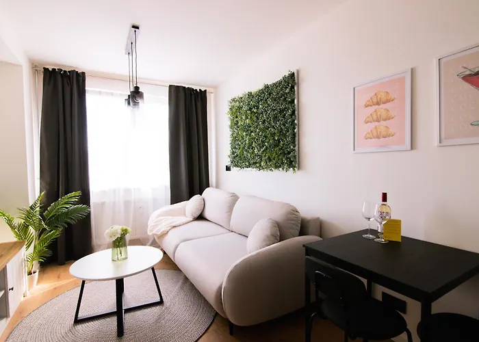 Krivoo Ii - Private Parking Košice